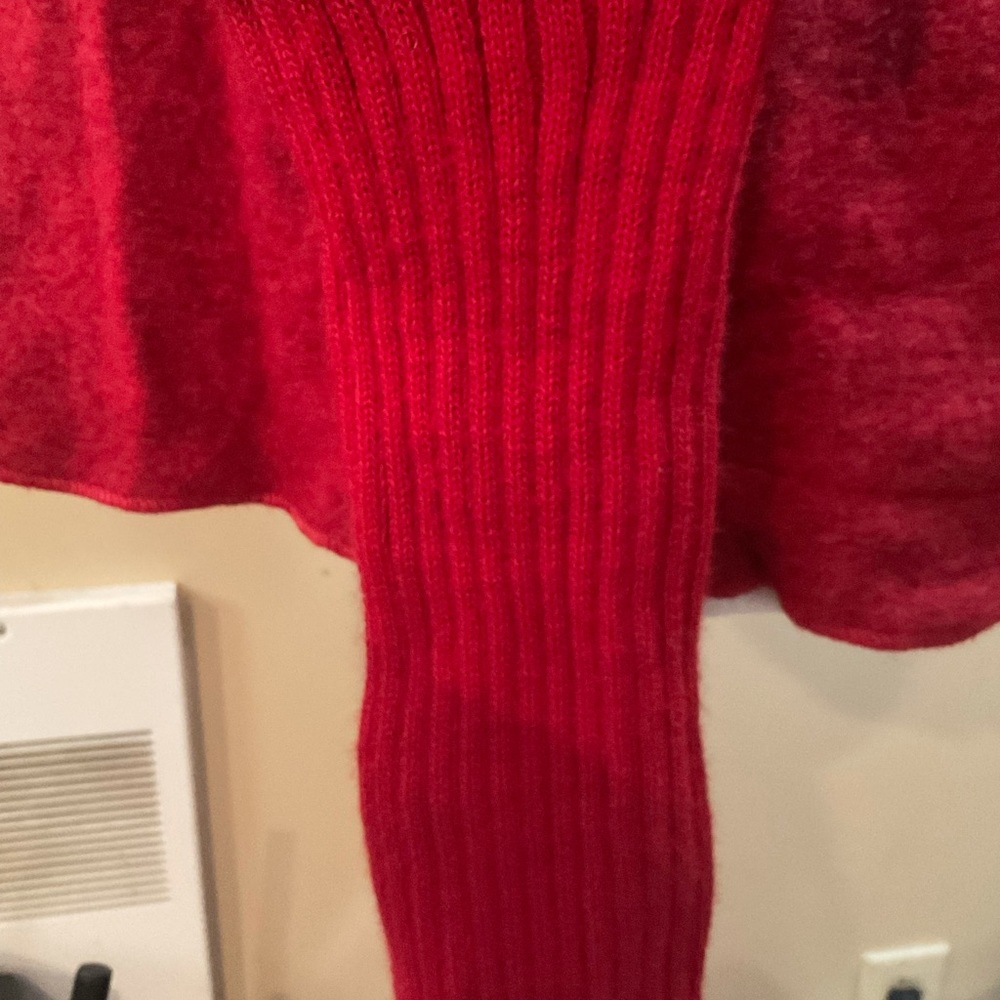 “MARISA & MARIE “ Wool Sweater. - Picture 5 of 9